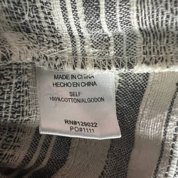 La Reine Striped Sleeveless Romper Size Large - Picture 8 of 11